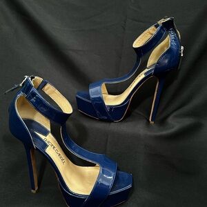 Elegant Navy Blue Platform Heels